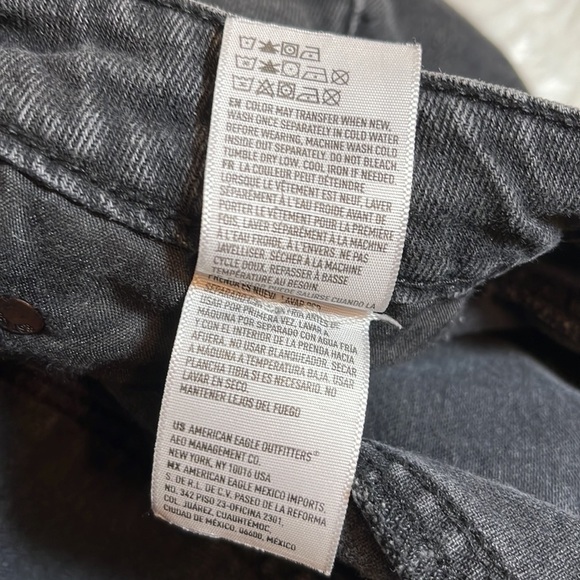 AMERICAN Eagle Outfitters Black Frayed Hem Mini Jean Skirt - Picture 15 of 16